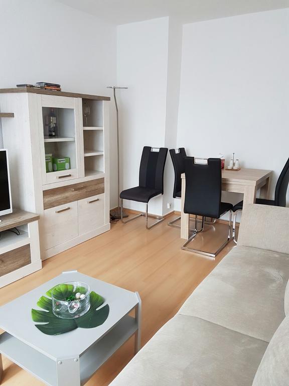 Apartment Am Kaiserplatz Düren - Eifel Екстериор снимка